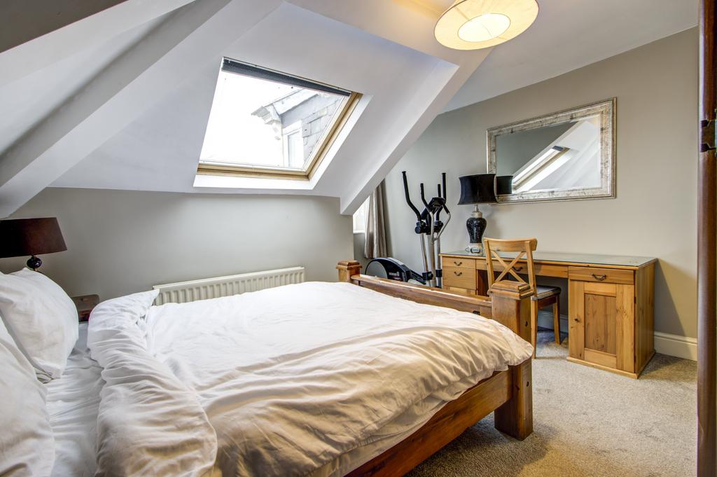 Bedroom2