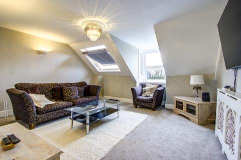 2 bedroom flat to rent, Granville Road, Jesmond,