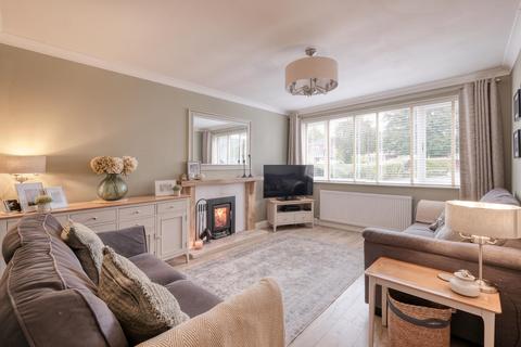 3 bedroom detached house for sale, Shutt Lane, Earlswood, B94