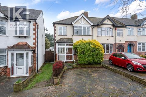 3 bedroom end of terrace house for sale, Elmstead Gardens, Worcester Park, KT4