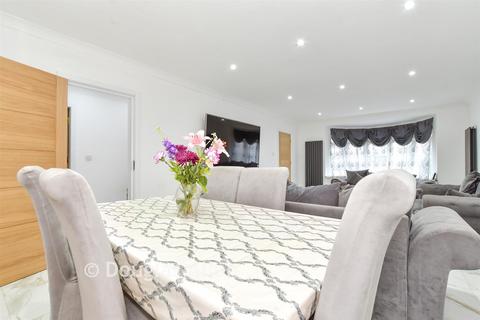 undefined, Clayhall Avenue, Clayhall, Ilford, Essex