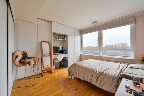 2 bedroom flat for sale, Wincott Street, Kennington, London, SE11