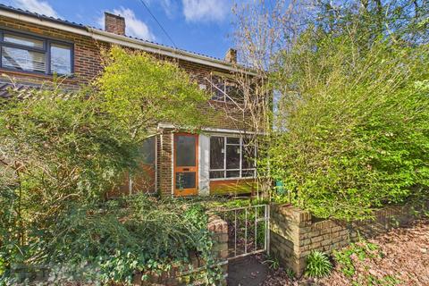 3 bedroom end of terrace house for sale, Tilgate Way, Crawley