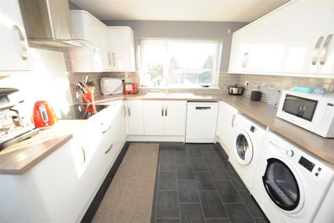 4 bedroom detached house for sale, The Stray, Idle, Bradford
