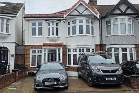 3 bedroom house for sale, Bawdsey Avenue, Ilford IG2