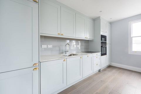 2 bedroom flat to rent, Goldhawk Road, Shepherd's Bush, London, W12