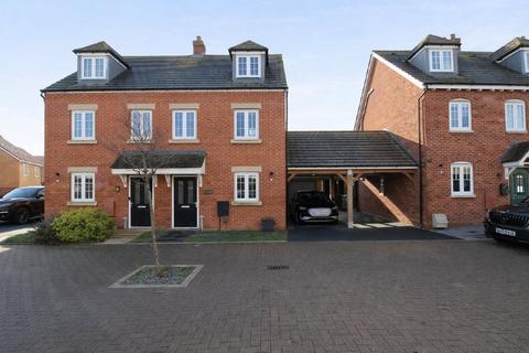 3 bedroom semi-detached house for sale, Ethelred Lane, Great Denham, Bedford