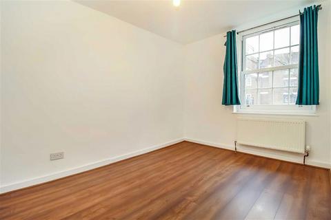 2 bedroom flat to rent, Emlyn Gardens, London W12