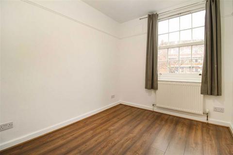2 bedroom flat to rent, Emlyn Gardens, London W12