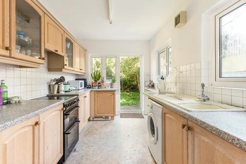 2 bedroom terraced house to rent, Victory Road, Wimbledon SW19