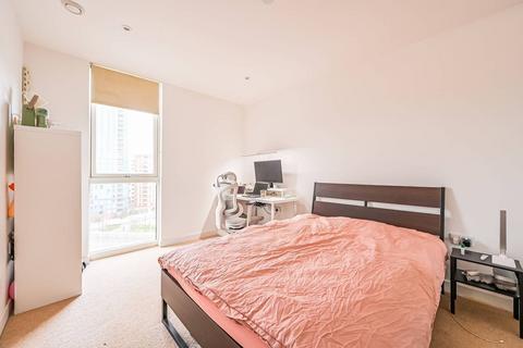 2 bedroom flat for sale, Discovery Tower, E16, Canning Town, London, E16