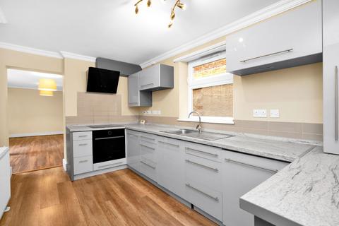 2 bedroom flat for sale, City Road, Winchester SO23