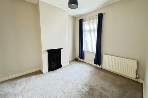 2 bedroom terraced house to rent, Wallwork Street, Cheshire SK5