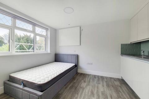 undefined, Downing Drive, Greenford, UB6