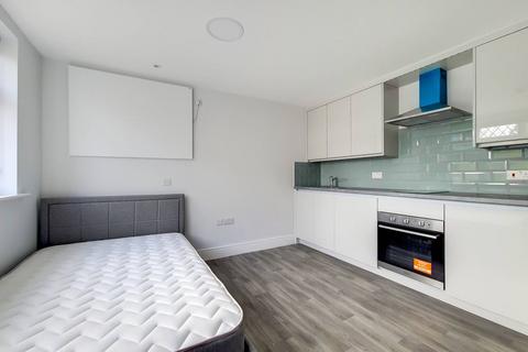 undefined, Downing Drive, Greenford, UB6