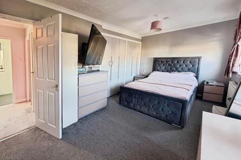undefined, 65 Scott AvenueJohnstone PA5 0HF