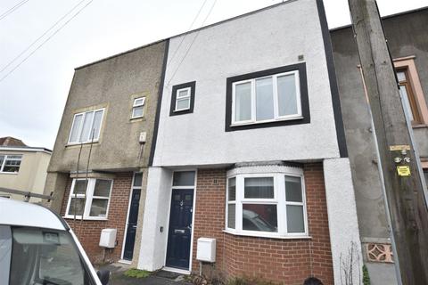 3 bedroom terraced house to rent, Staple Hill Road, Somerset BS16