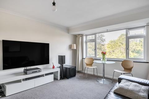 2 bedroom flat for sale, Beechwood Road, Caterham CR3