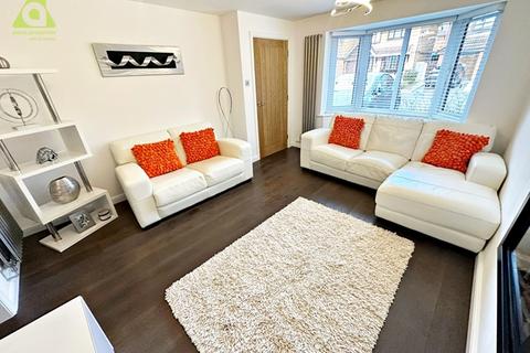 4 bedroom detached house for sale, Dorket Grove, Westhoughton, BL5 2QS