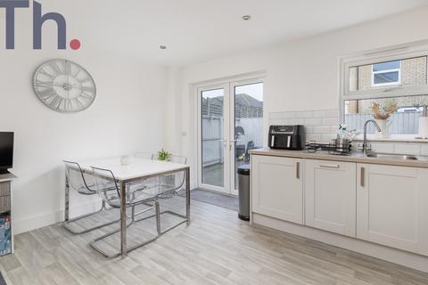 3 bedroom end of terrace house for sale, Sandown PO36