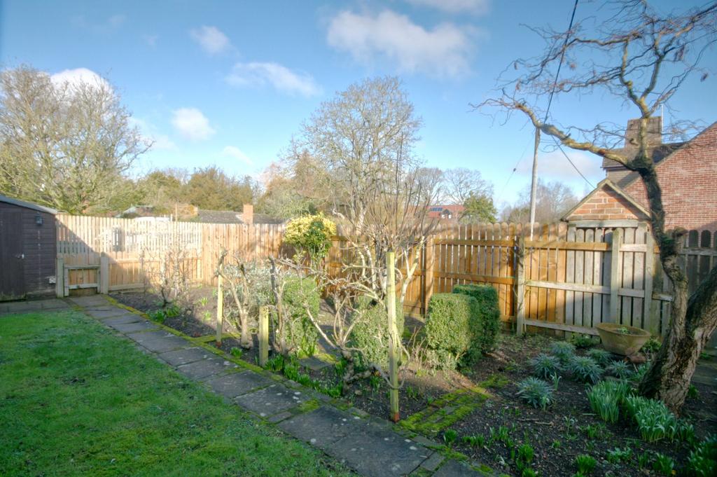 Photograph 10