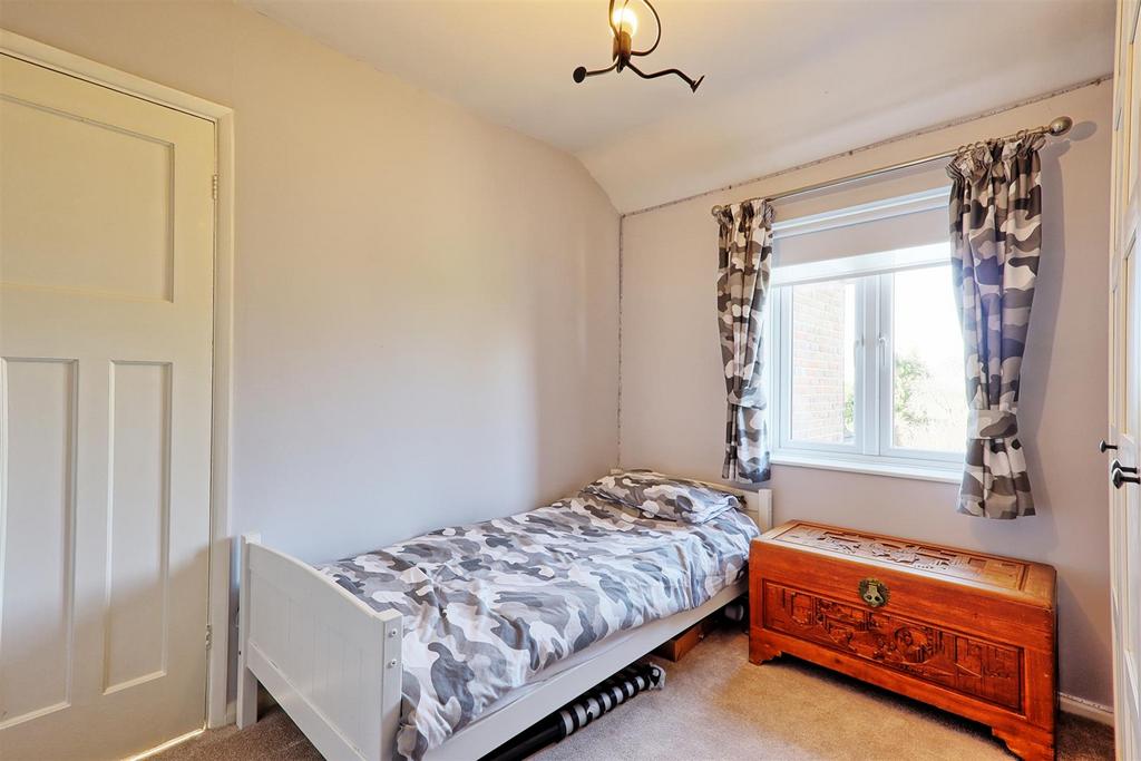 IMG 6691 2 3 easy HDR-interior3.jpg