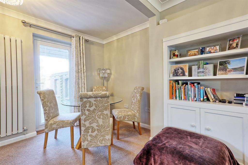 IMG 6661 2 3 easy HDR-interior3.jpg