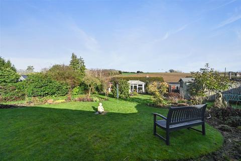 undefined, Lower Holbrook, Suffolk