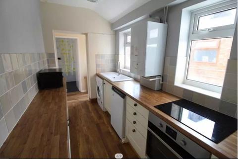 3 bedroom terraced house to rent, Paget Street, Loughborough