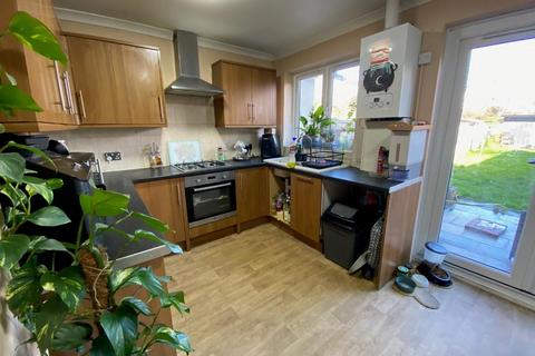 2 bedroom terraced house to rent, Hardie Road, Dagenham