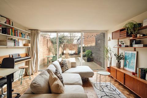 undefined, Hennel Close, London SE23