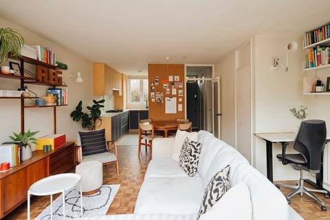 undefined, Hennel Close, London SE23