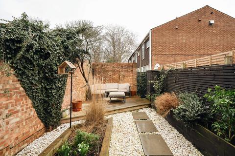 undefined, Hennel Close, London SE23