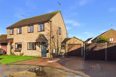 2 bedroom semi-detached house for sale, Faulkeners Way, Trimley St. Mary, Felixstowe, Suffolk, IP11