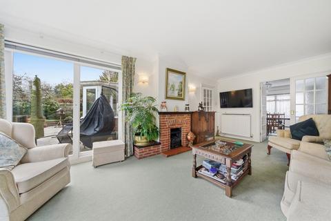 3 bedroom detached house for sale, Marlyns Drive, Guildford GU4
