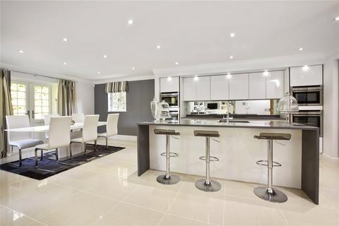 5 bedroom detached house to rent, Burleigh Park, Cobham, Surrey, KT11