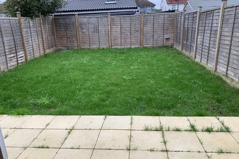 undefined, Viola Avenue, Feltham, TW14