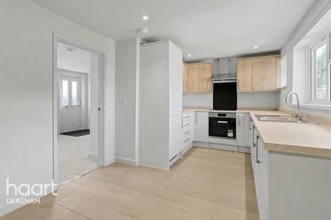 3 bedroom semi-detached house for sale, Rectory Road, Rockland All Saints