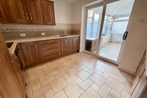 2 bedroom bungalow for sale, Briarfield Road, Poulton-Le-Fylde FY6