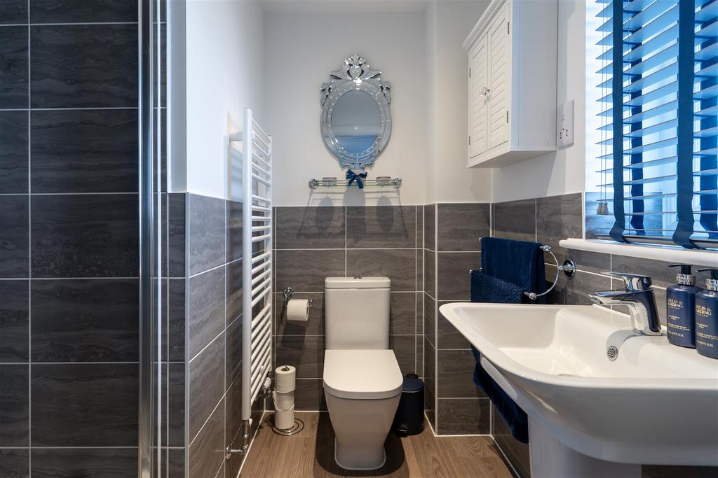 En Suite.jpg
