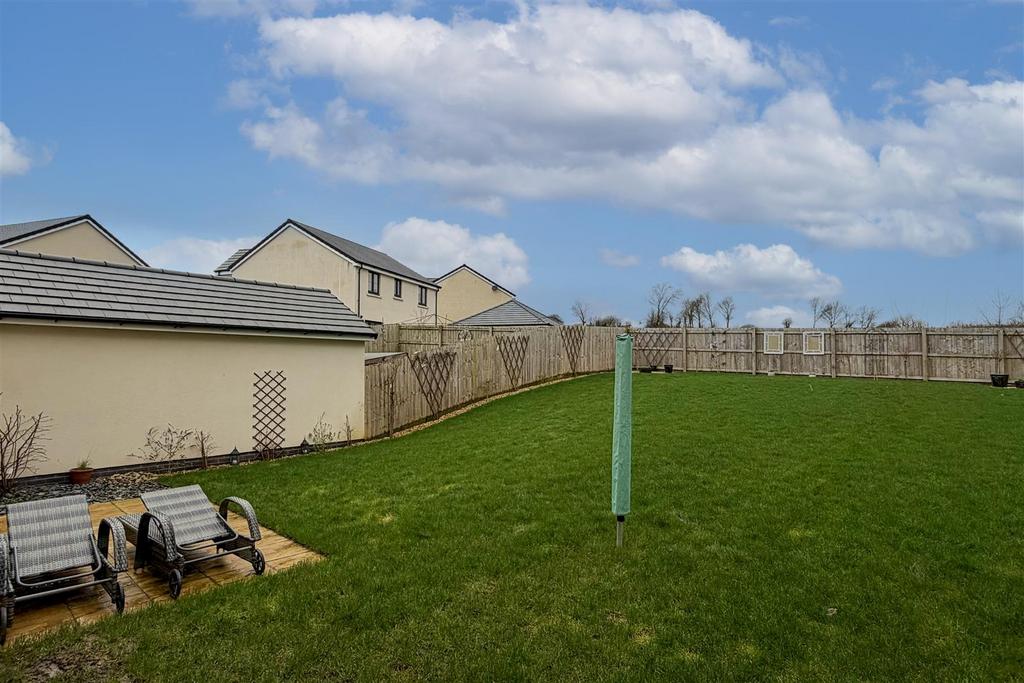 Garden 2.jpg