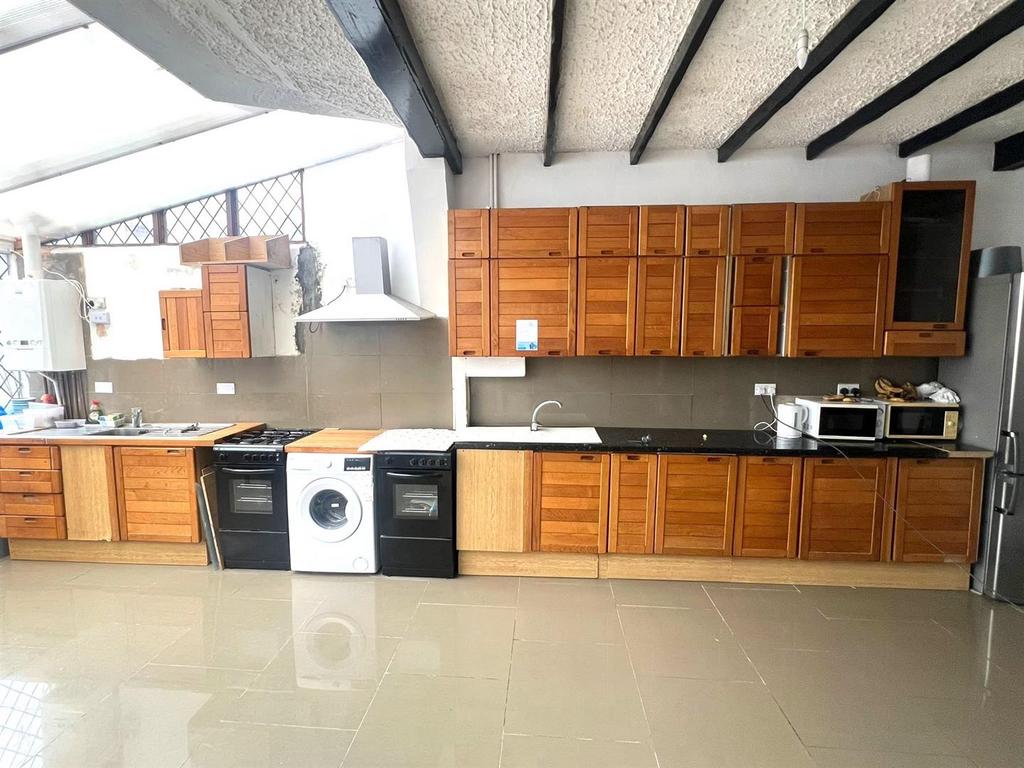 Shared Kitchen.jpeg
