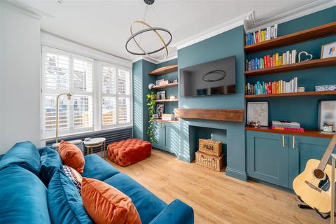 3 bedroom terraced house for sale, Prince Georges Avenue, Raynes Park SW20