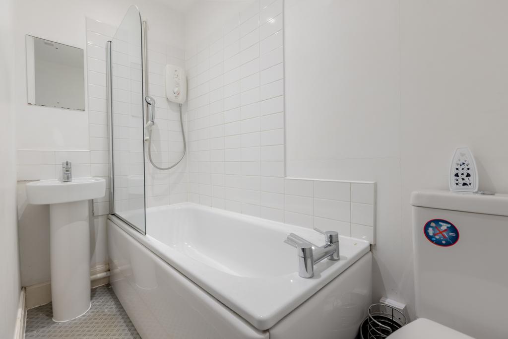 77524 Easter Rd-012