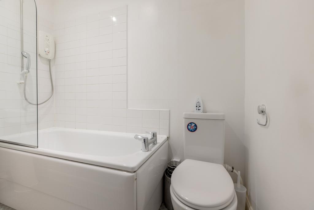 77524 Easter Rd-011