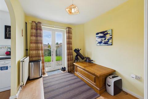 3 bedroom end of terrace house for sale, Turnberry, Whitley Bay