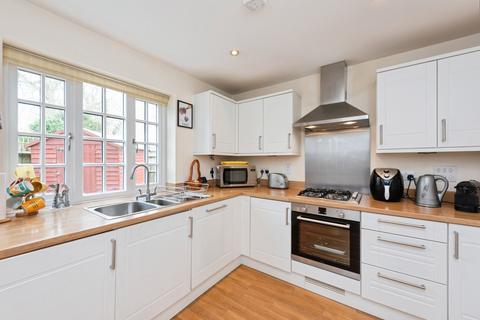 undefined, County Gardens, Isleworth TW7