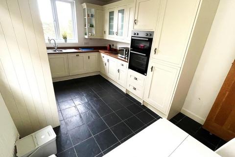 5 bedroom detached house to rent, The Ridgeway, Mill Hill, NW7