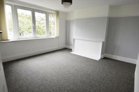 2 bedroom flat to rent, Copnor Road, Portsmouth PO3