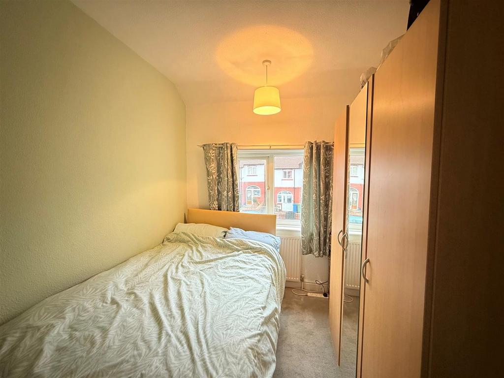 Bedroom 3.jpg